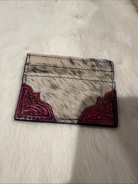 Source Unknown Haircalf Card Holder with Magenta Corner Accents